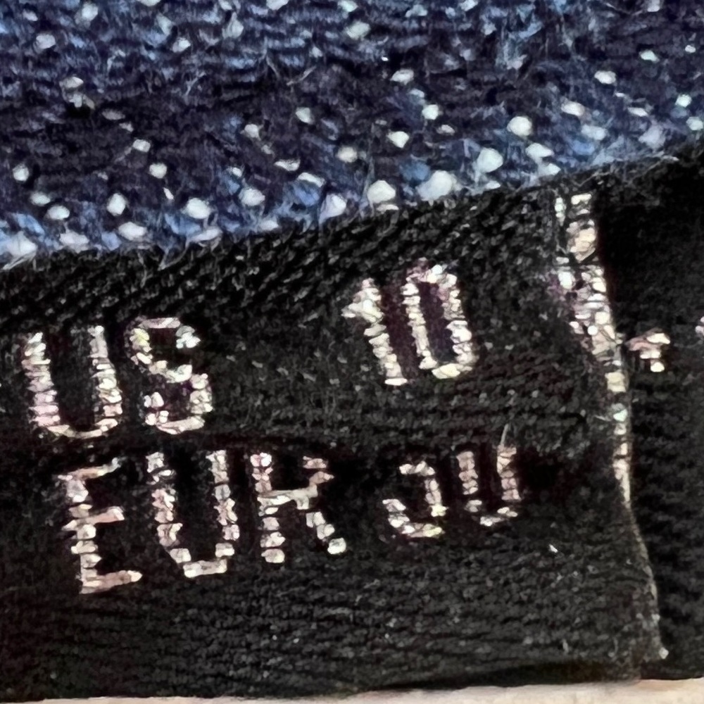 ๐ Limited Edition for Express ๐ REROCK Boot Cut Jeans Size 10 - Picture 5 of 7